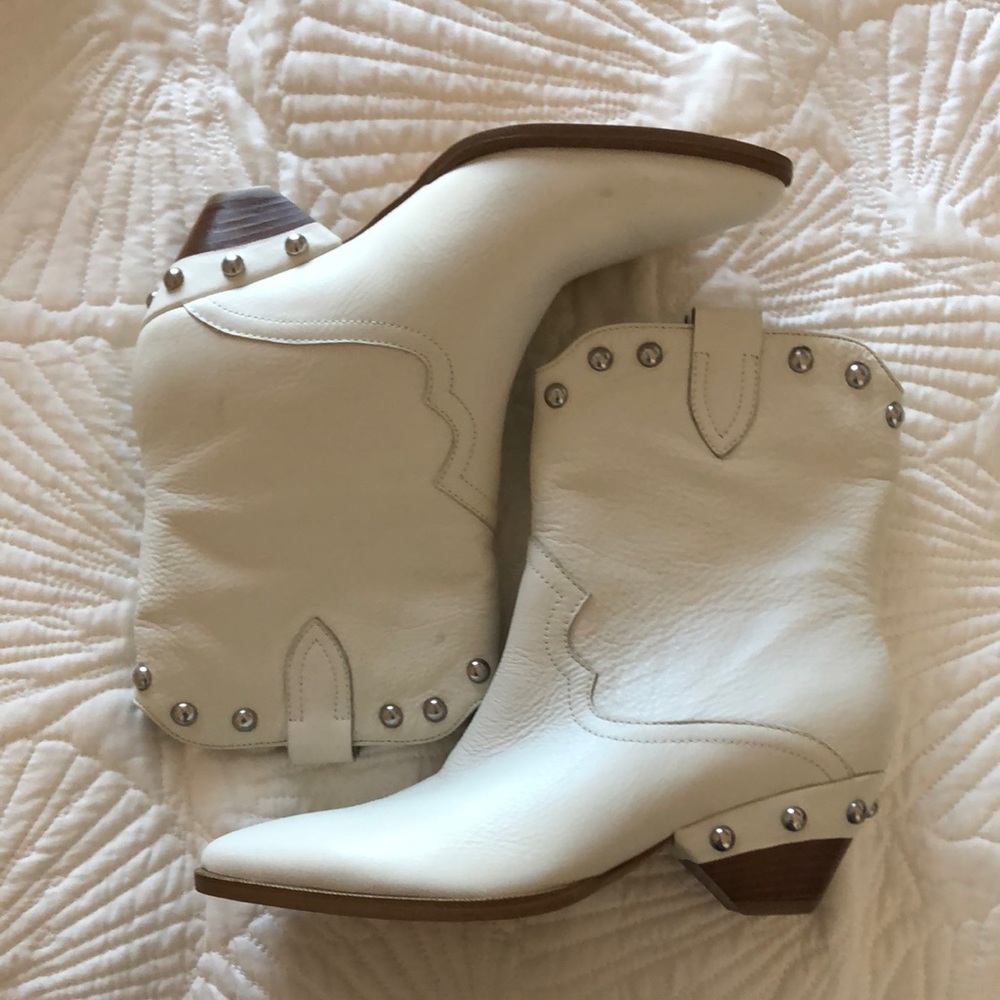 Marc Fisher Genuine Leather White Cowboy Style Boots Size 6.5
